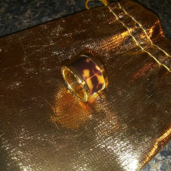 Michael kors tortoise gold plated ring - Picture 3 of 3